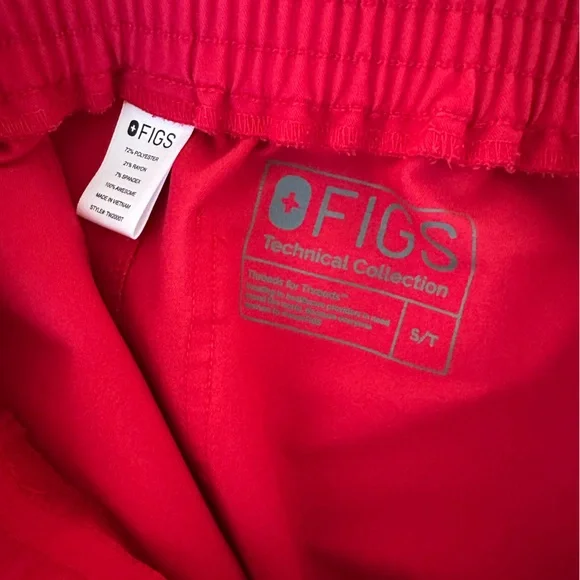 FIGS Yola Skinny Scrub Pants in Red, size S Tall - Picture 6 of 6